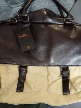 NWT Ben Sherman Men’s Two-Tone Brown & Khaki Canvas Carryon/Overnight Bag